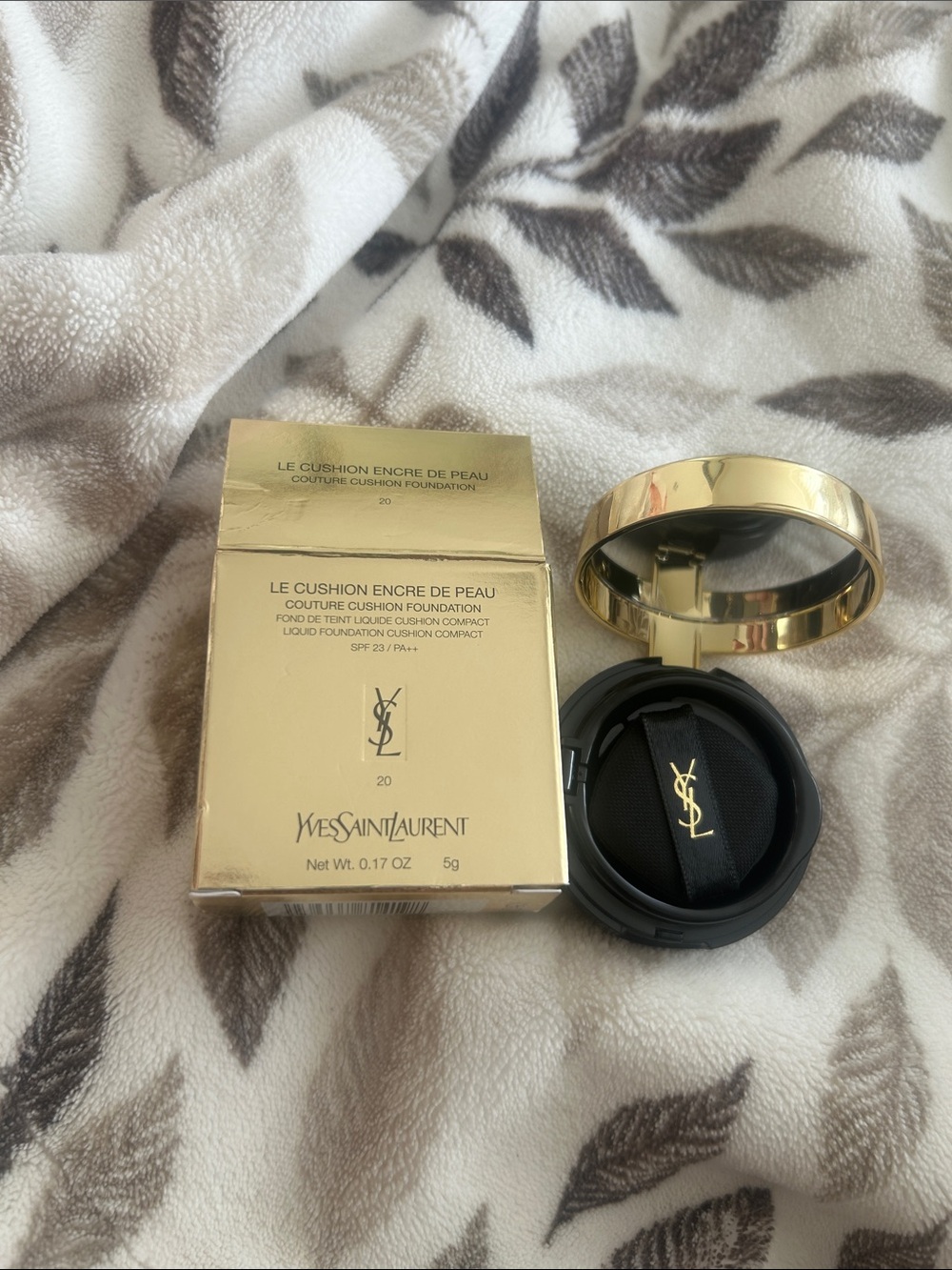 YSL compact cushion foundation 20